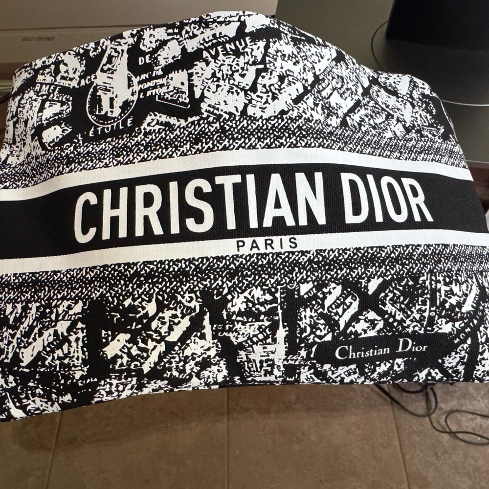NIB Christian Dior Trousse Pouch